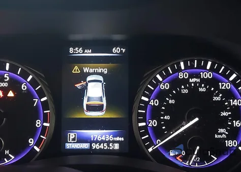 2015 Infiniti Q50 Premium z USA, uszkodzony, nr VIN JN1BV7AR0FM393387